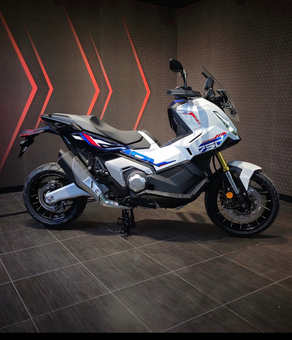 Honda XADV750