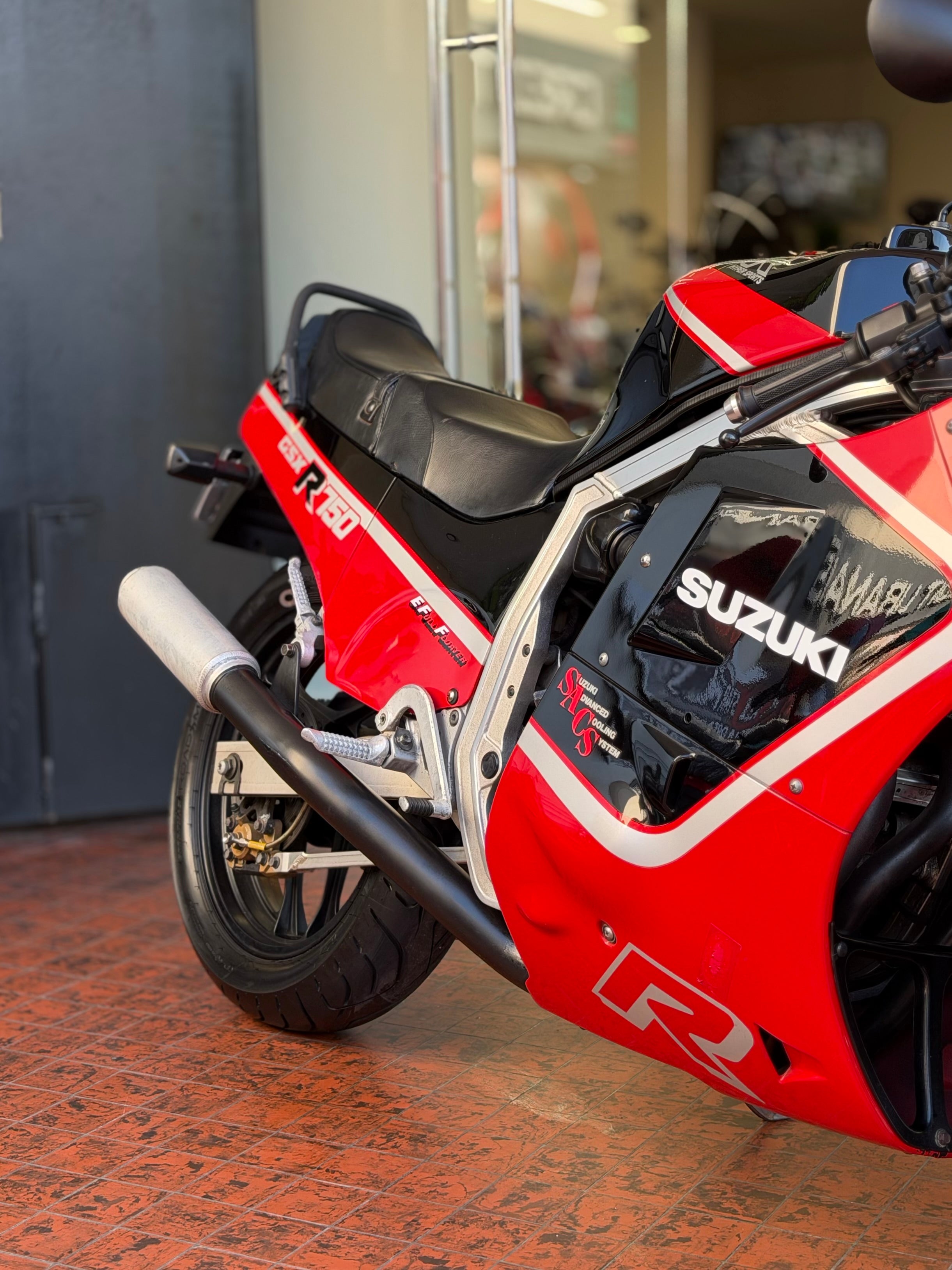 HASEGAWA 1/12 Suzuki GSX-R750