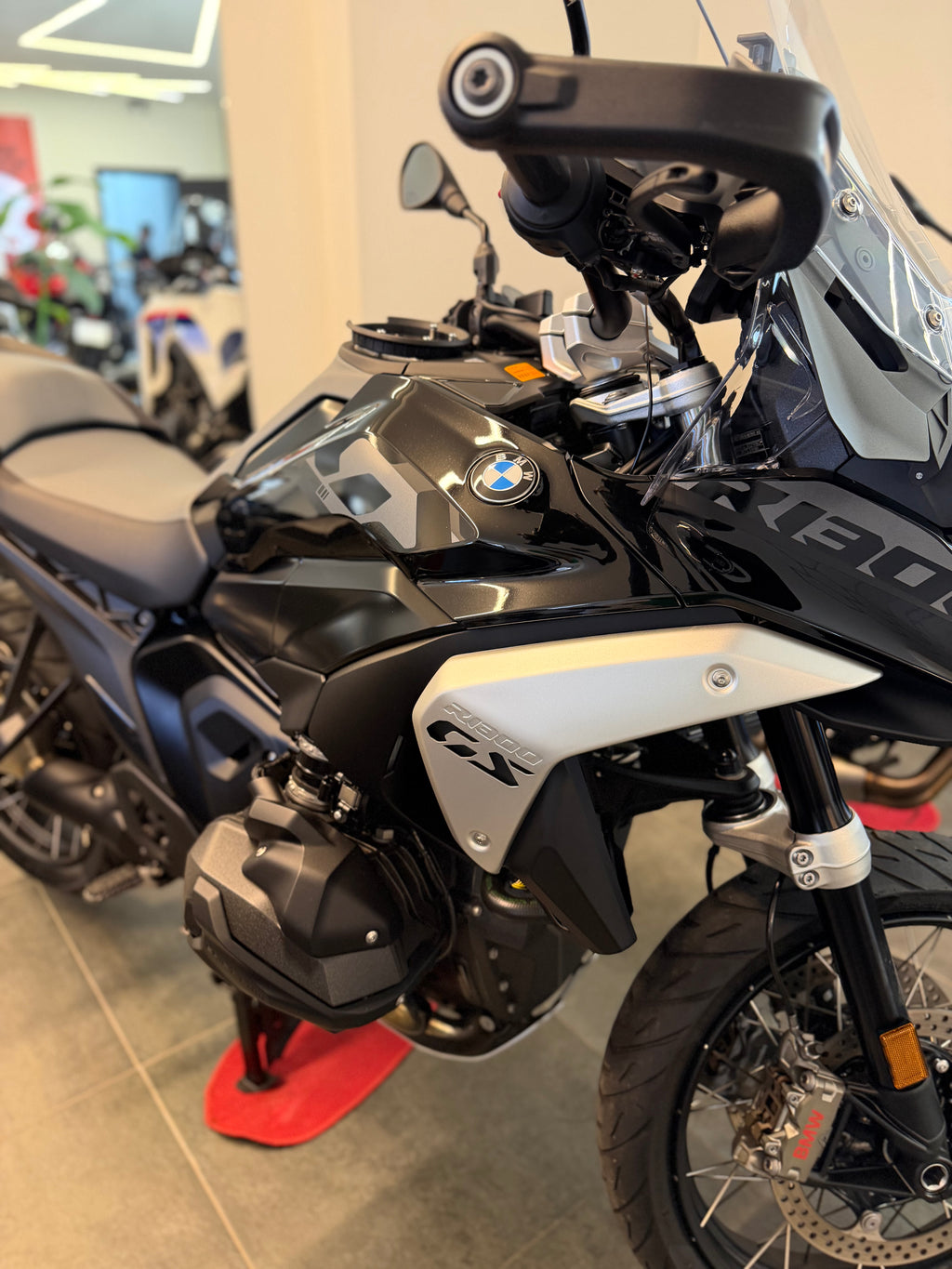 BMW R1300 GS Triple Black