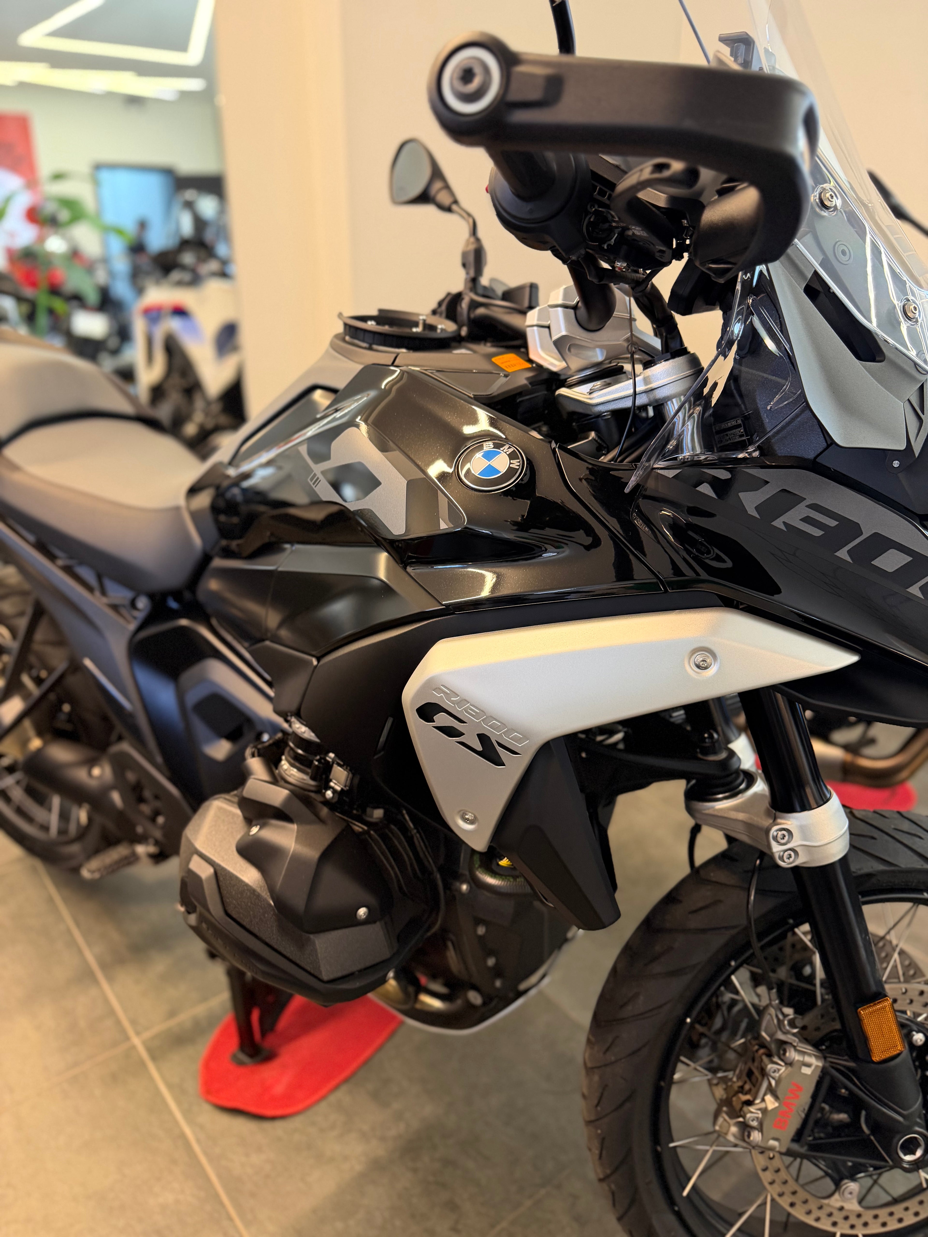 BMW R1300 GS Triple Black
