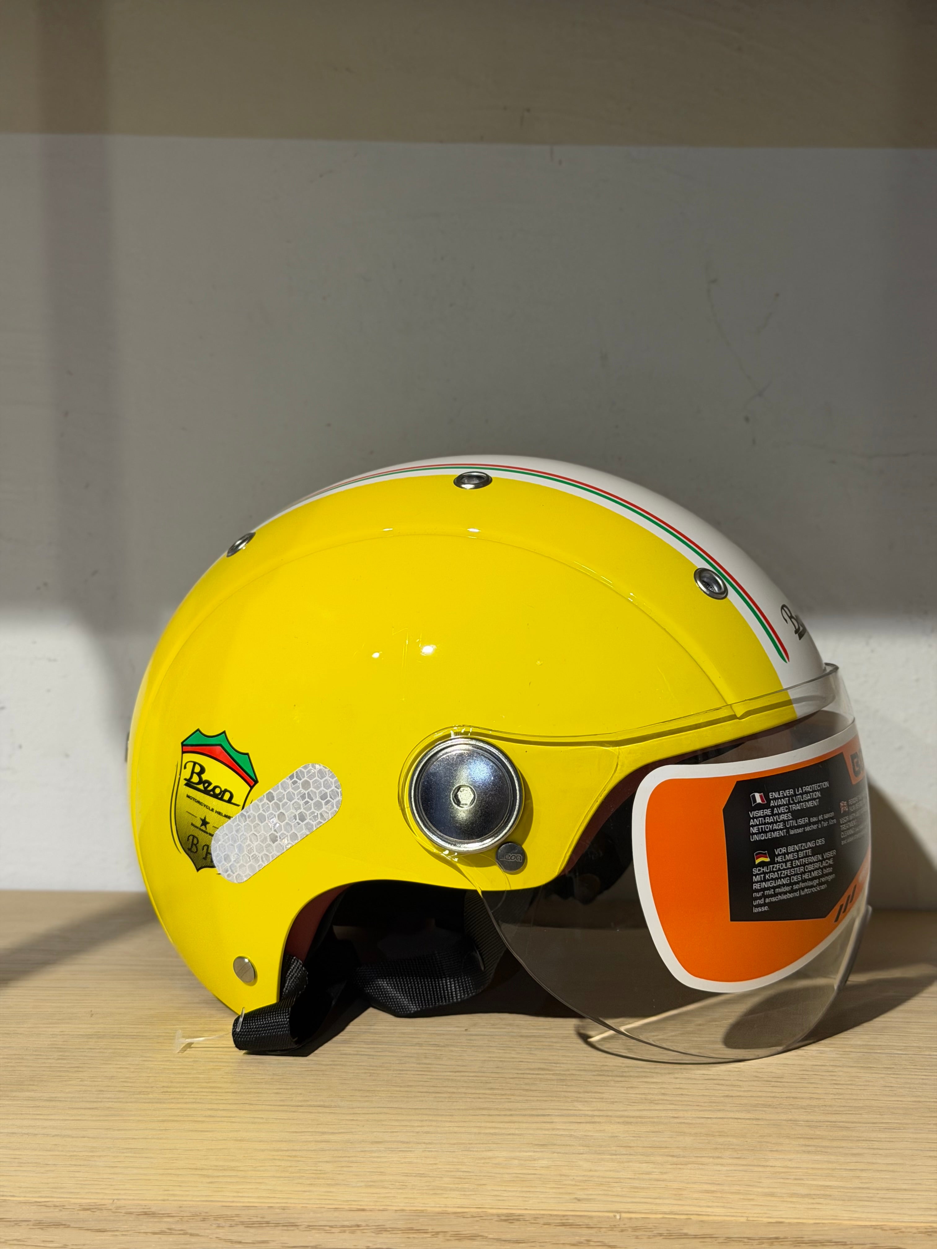HELMET FOR SCOOTER