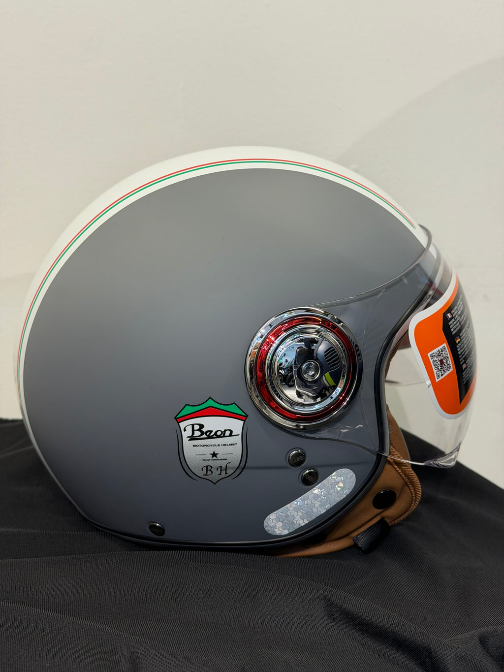 HELMET BEON