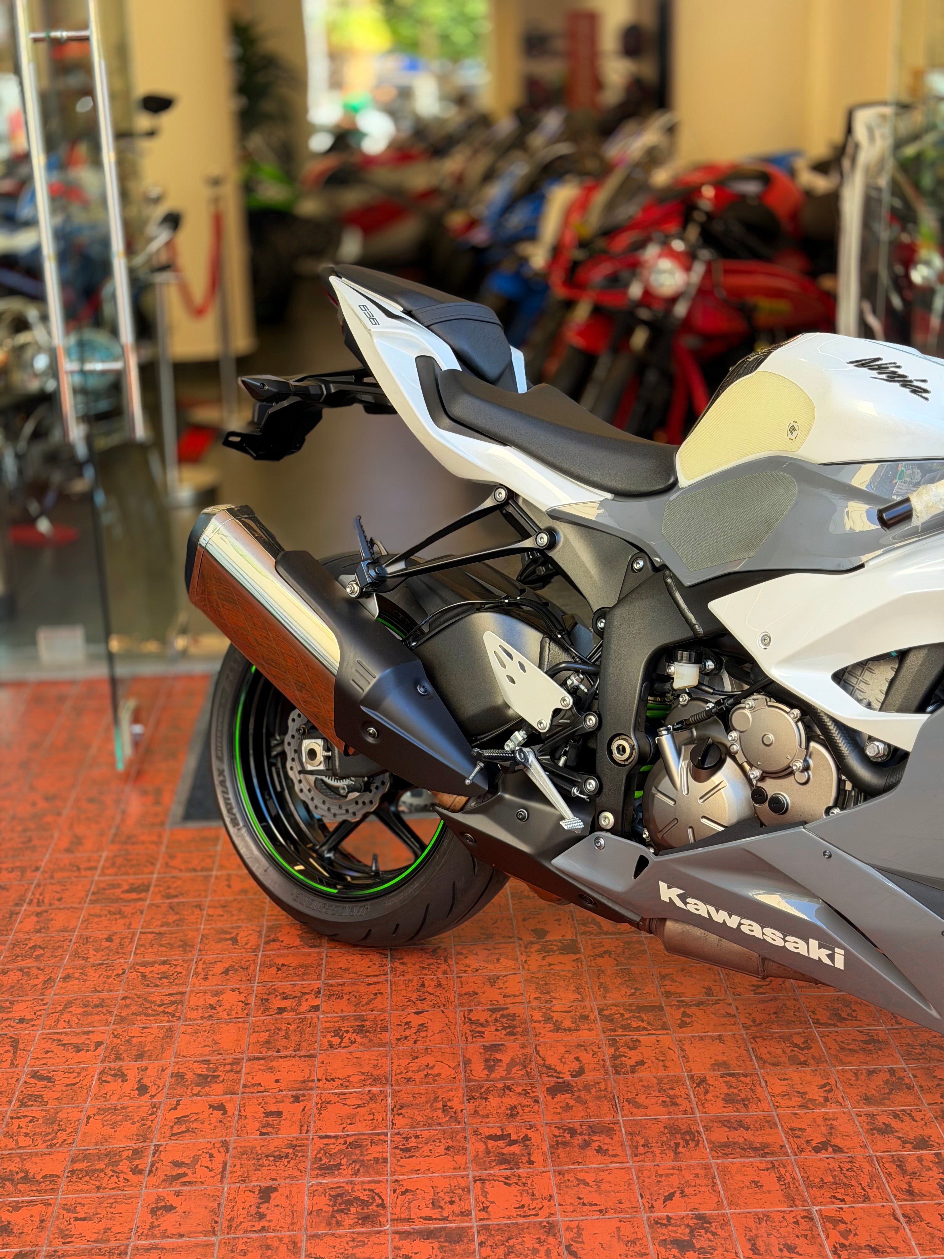Kawasaki Z6-XR