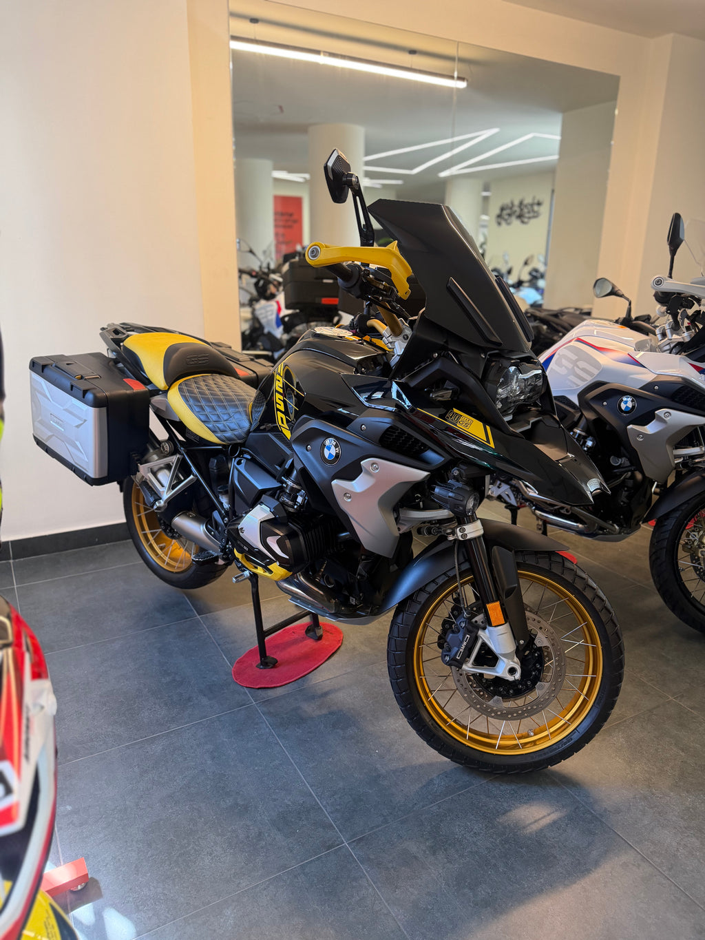 2022 BMW R1250GS 40TH ANNIVERSARY