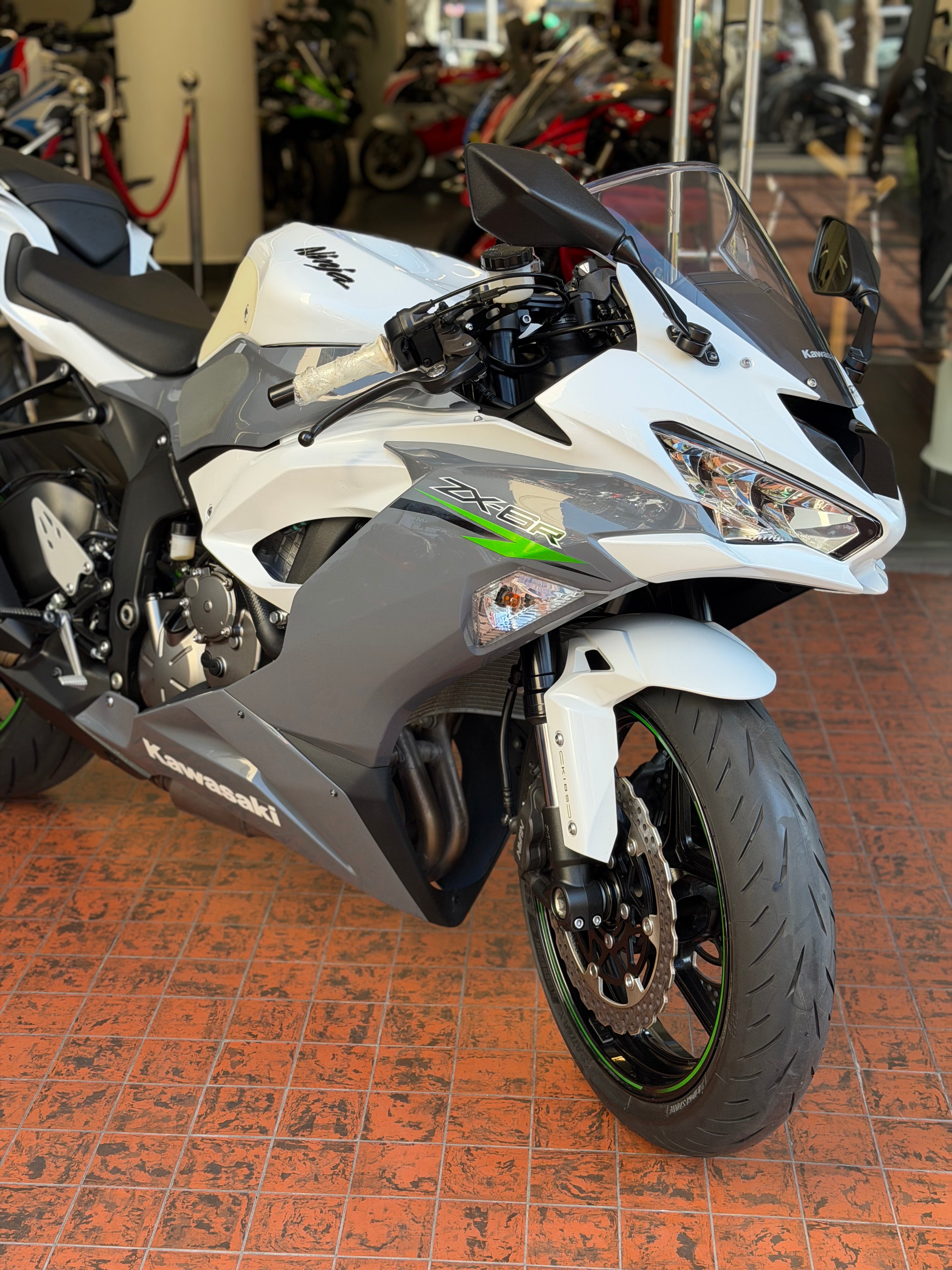 Kawasaki Z6-XR