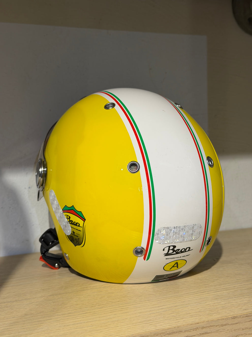 HELMET FOR SCOOTER