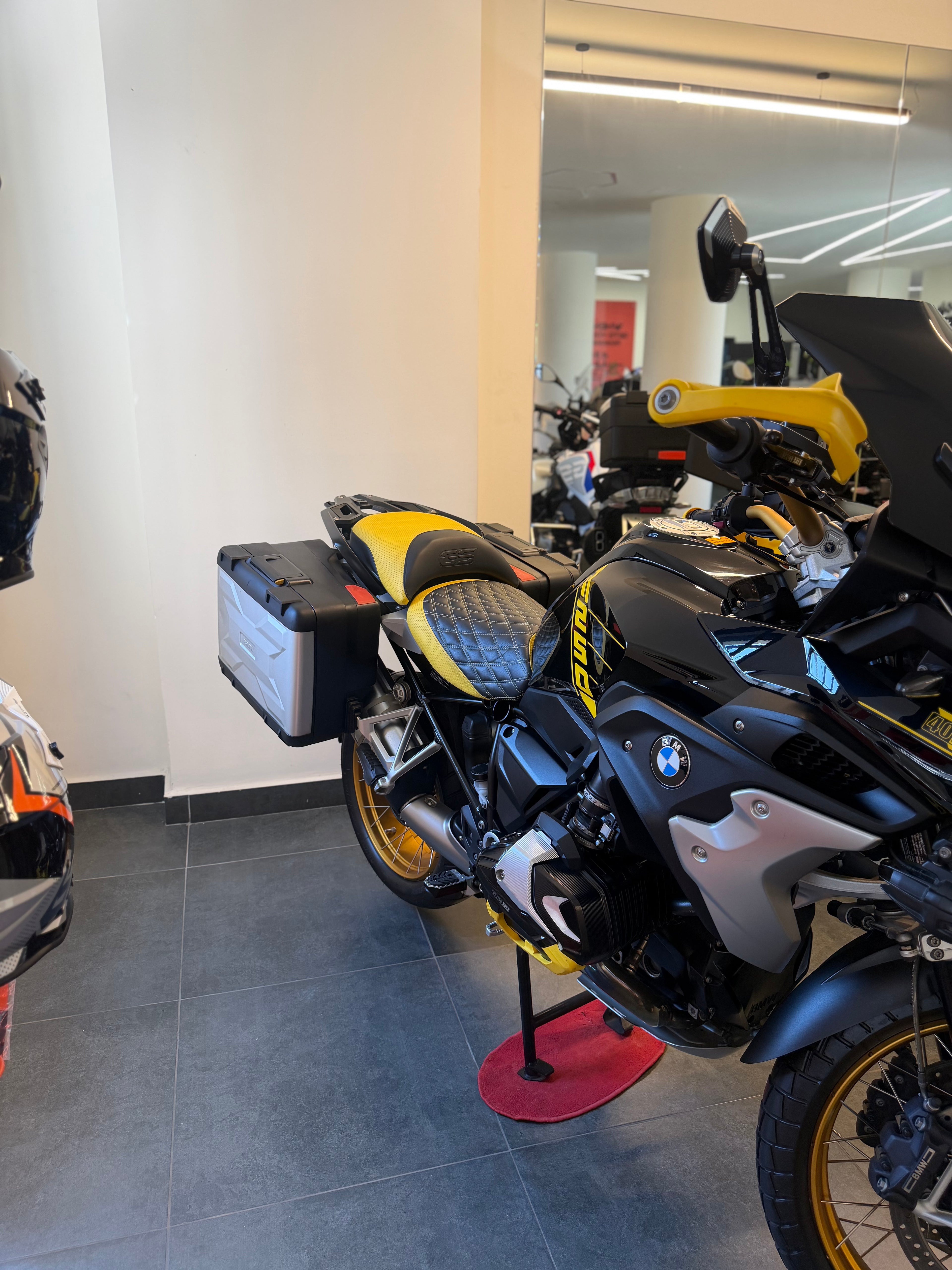 2022 BMW R1250GS 40TH ANNIVERSARY