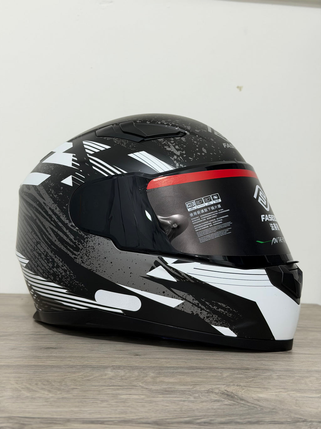 FULL FACE HELMET