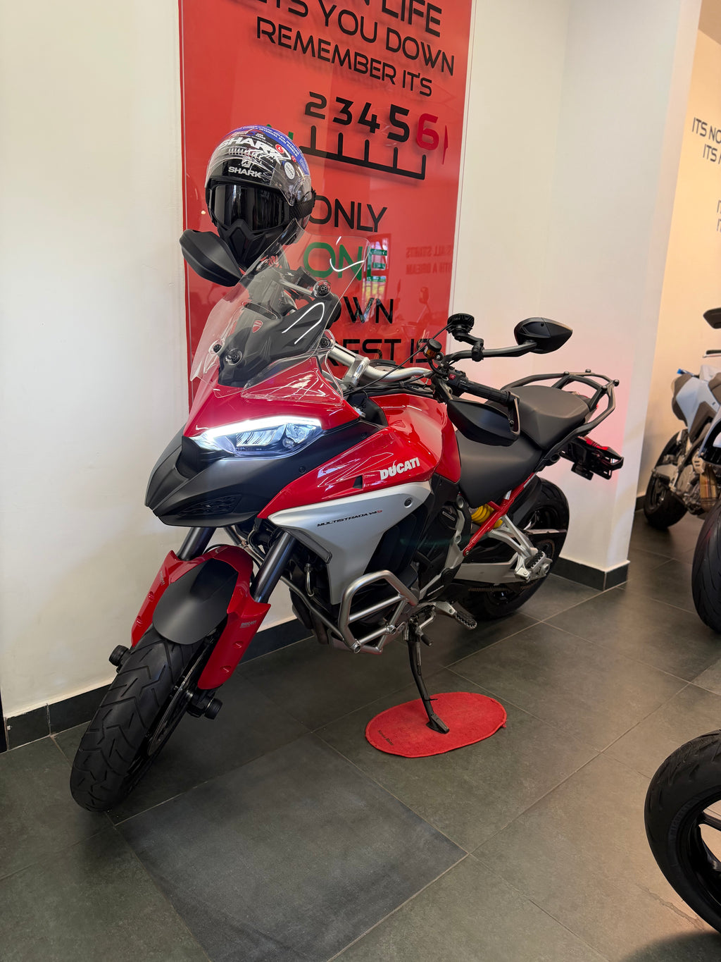 2023 ducati multistrada v4s