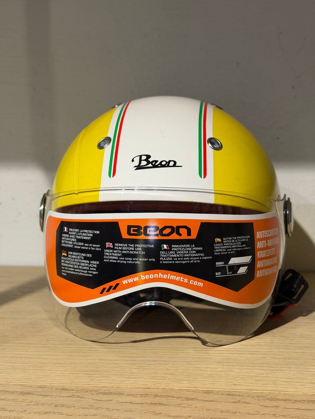 HELMET FOR SCOOTER