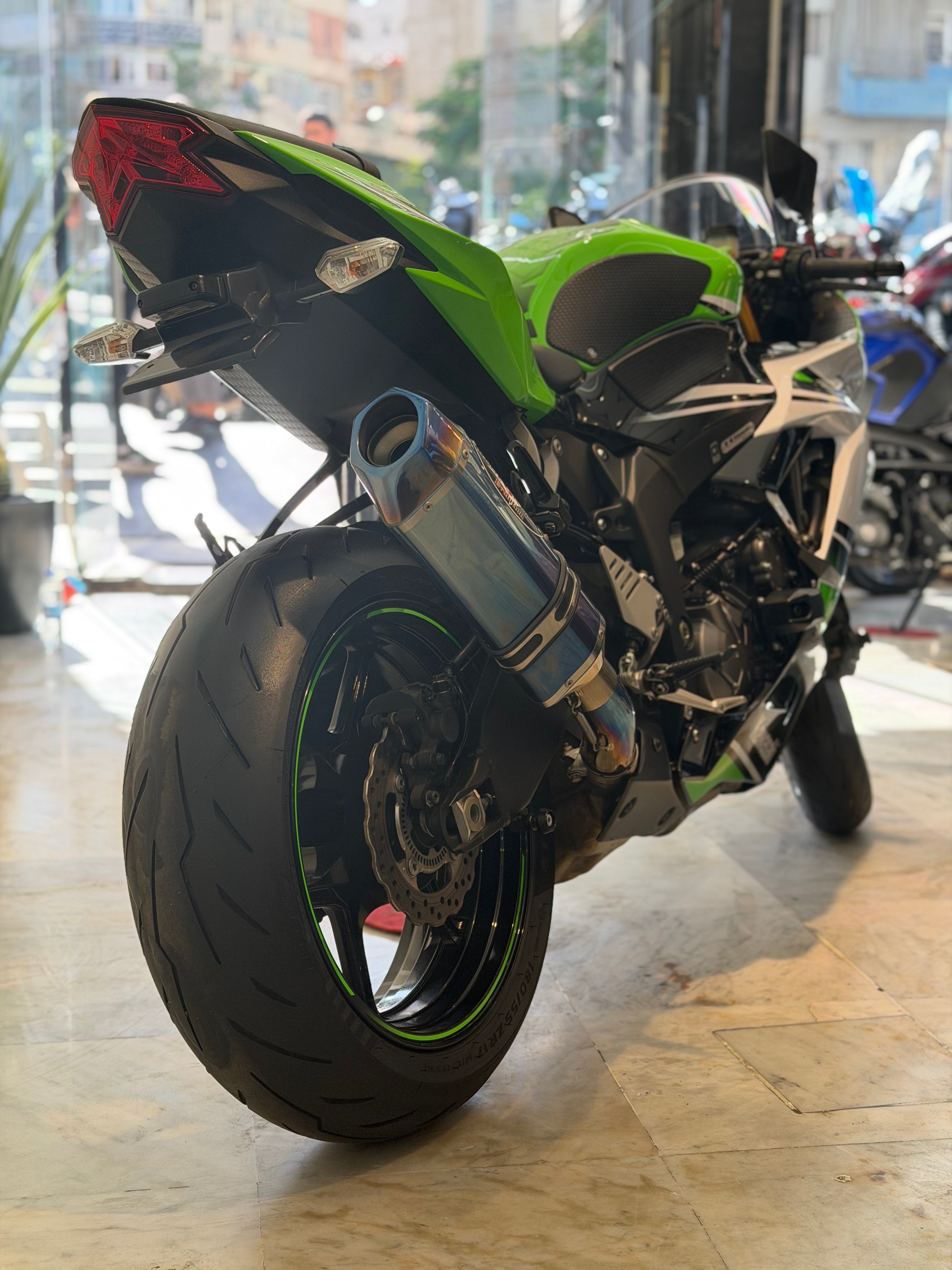 Kawazaki ZX-6R